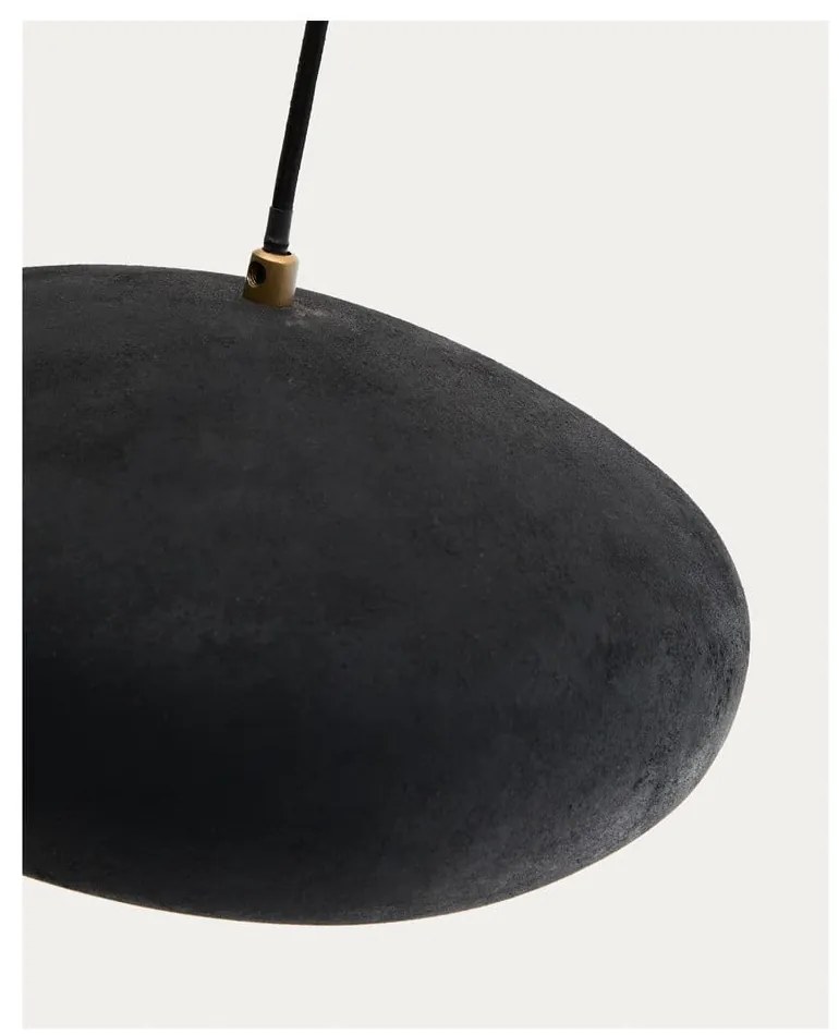 Czarna lampa wisząca z metalowym kloszem ø 30 cm Inda – Kave Home