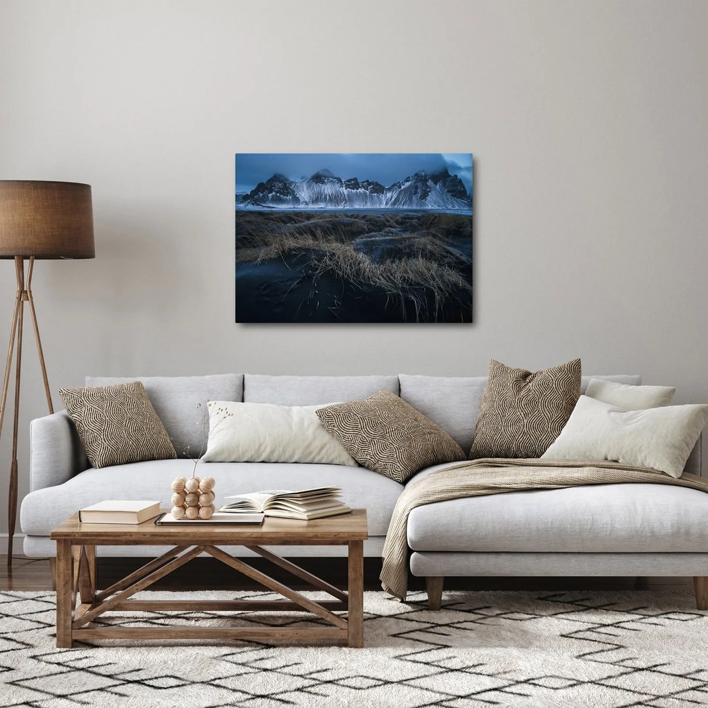 Obraz z widokiem na islandzkie szczyty (70x50 cm)