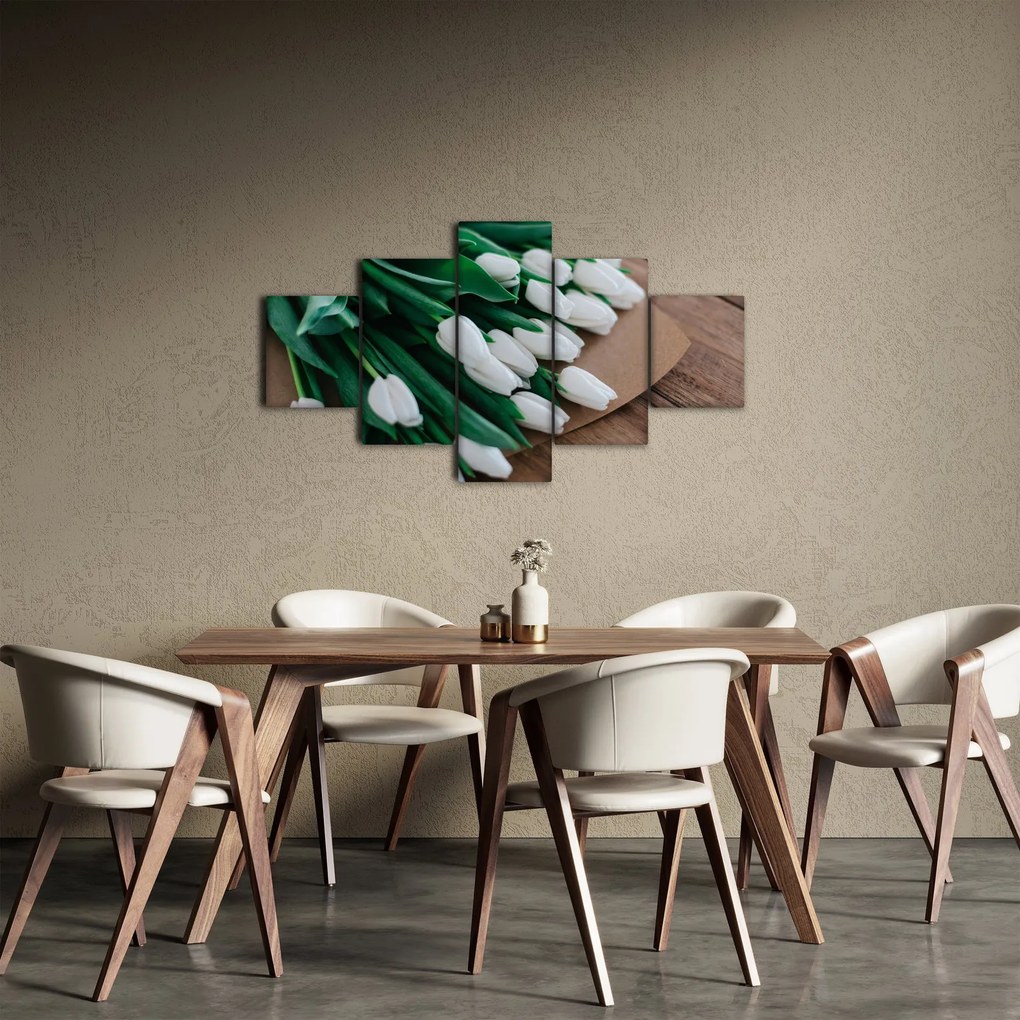 Obraz bukietu białych tulipanów (125x70 cm)