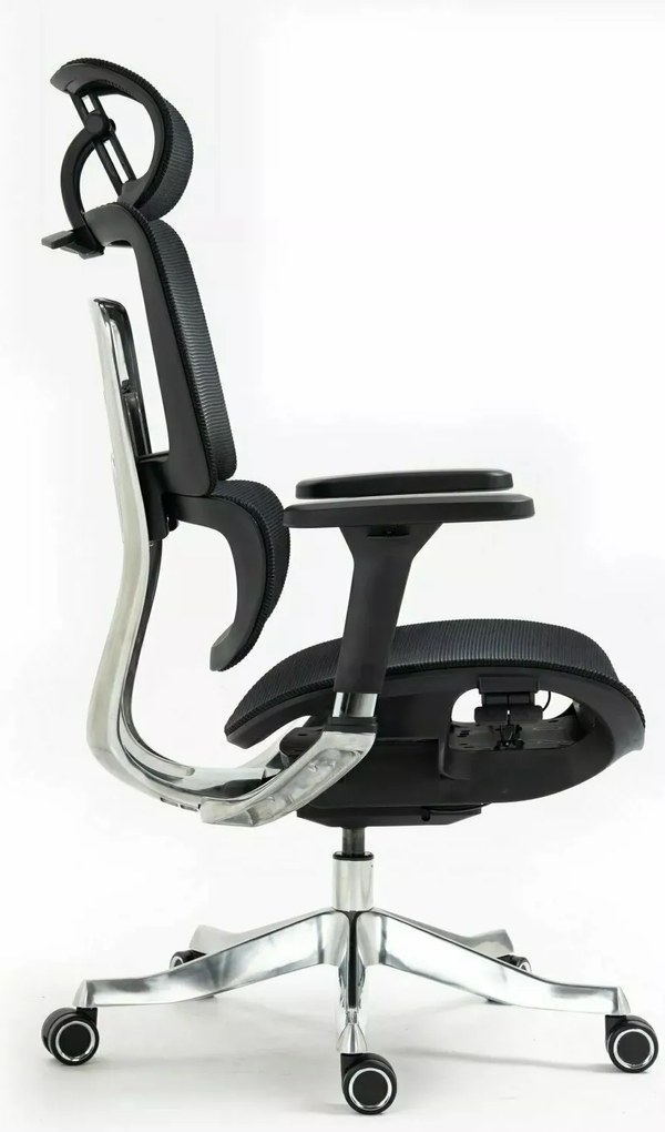 Czarny ergonomiczny fotel do biura Winner Lux, zgodny z normą BHP