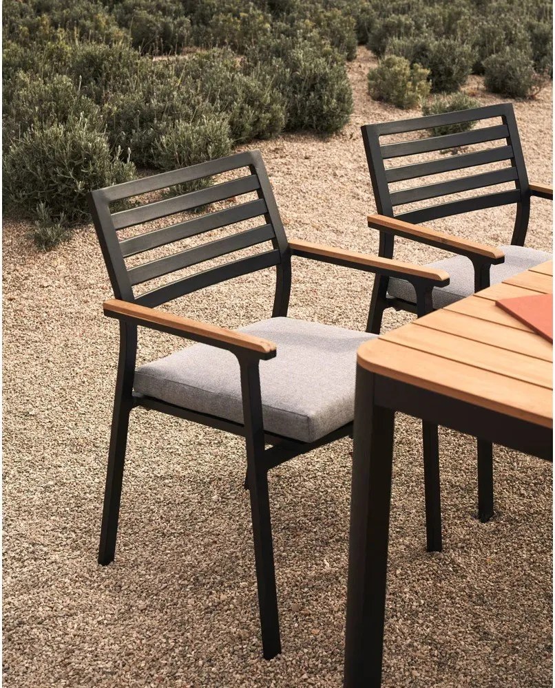 Czarne metalowe krzesło ogrodowe Bona – Kave Home