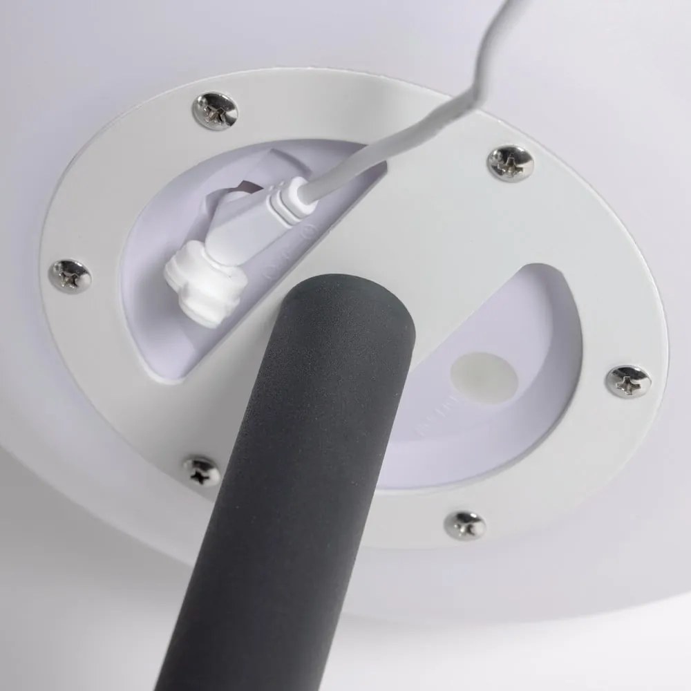 Lampa ogrodowa Kave Home Dinesh, wys. 155 cm