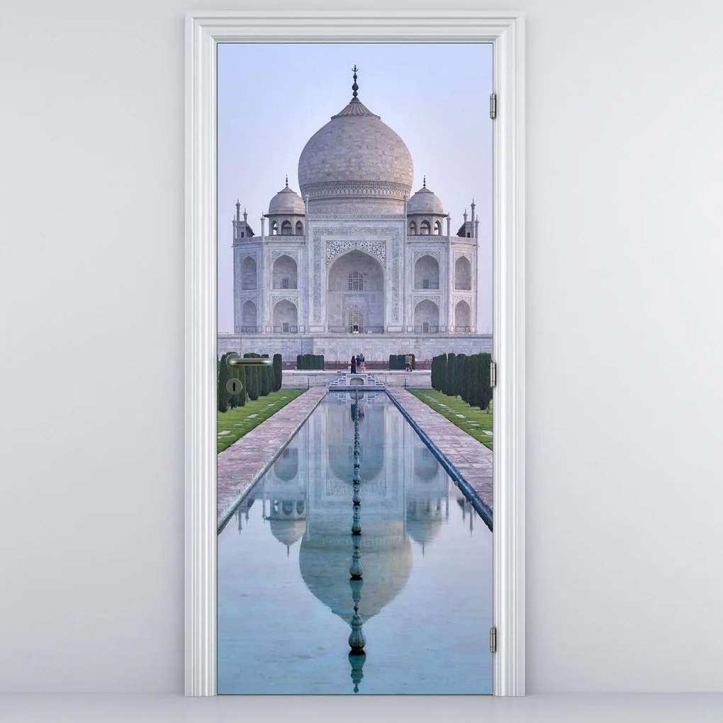 Fototapeta na drzwi - Taj Mahal o wschodzie Słońca (95x205cm)