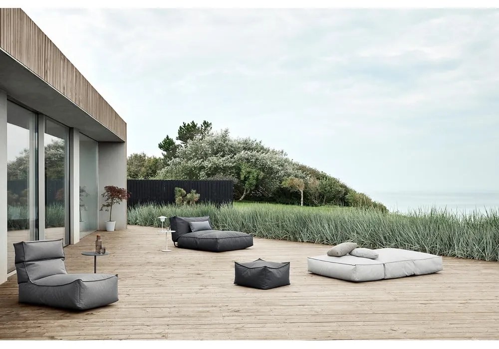 Ciemnoszary puf ogrodowy Blomus Coal