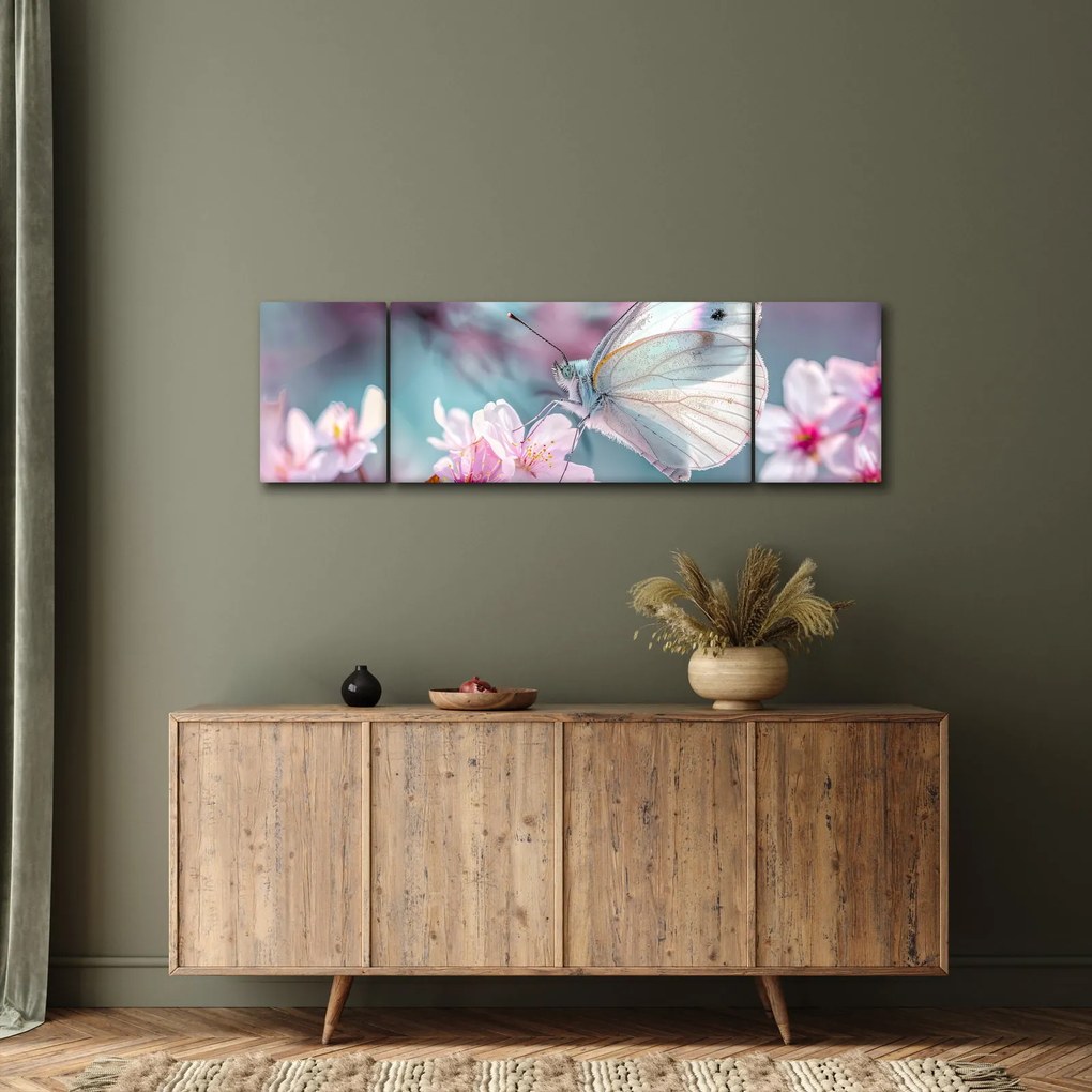 Obraz - Motyl na drzewie wiśni (170x50 cm)