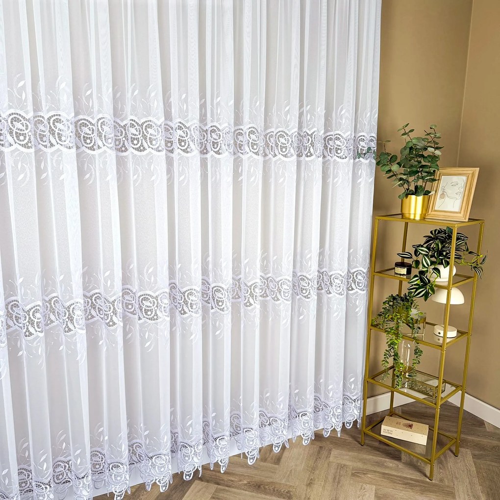 Firana biała z gipiurą Egg trzy pasy - wys. 260 cm