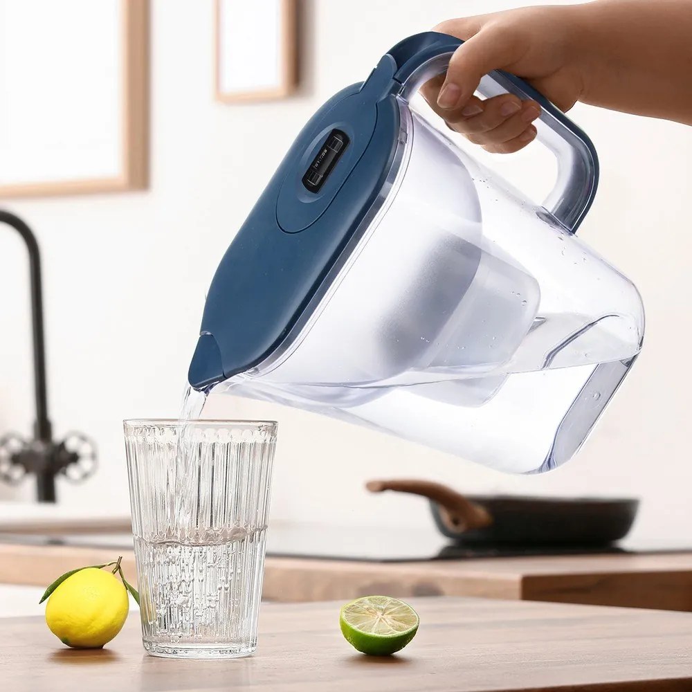 Dzbanek filtrujący Carbo – Orion