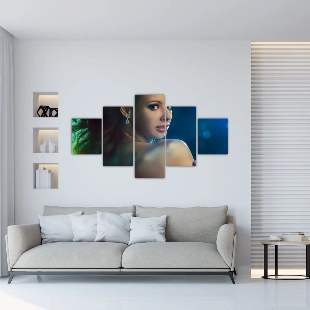 Obraz - Spojrzenie młodej kobiety (125x70 cm)