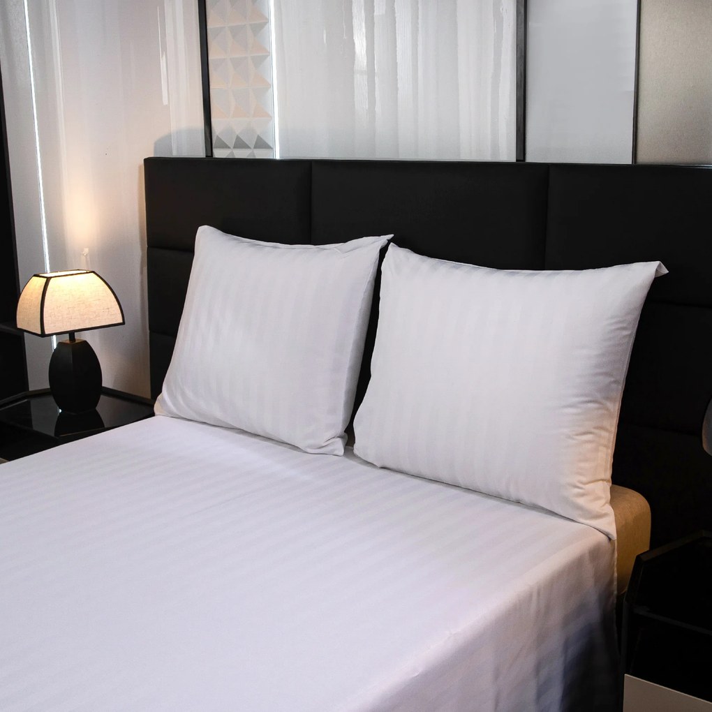 PrzytulneMieszkanie.pl PrzytulneMieszkanie.pl Hotelowa pościel z mikrowłókna JASMINE biała - pasek 2 cm Rozmiar pościeli: 70 x 90 cm | 140 x 200 cm