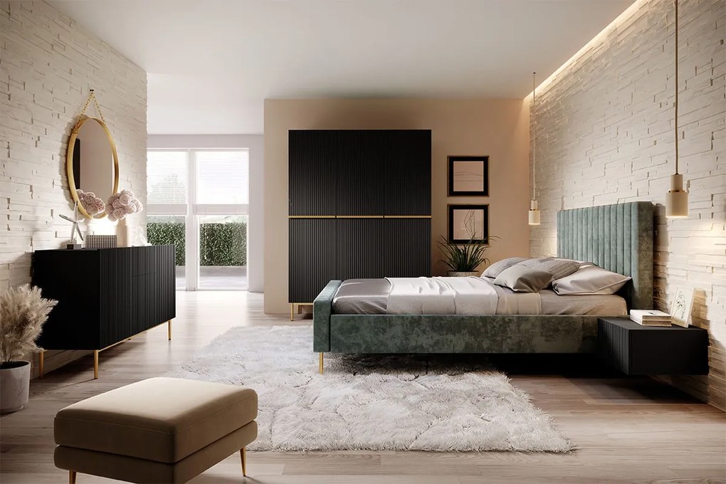 Komoda Nicole 150 cm z szufladami i ryflowanym frontem - czarny mat / złote nóżki