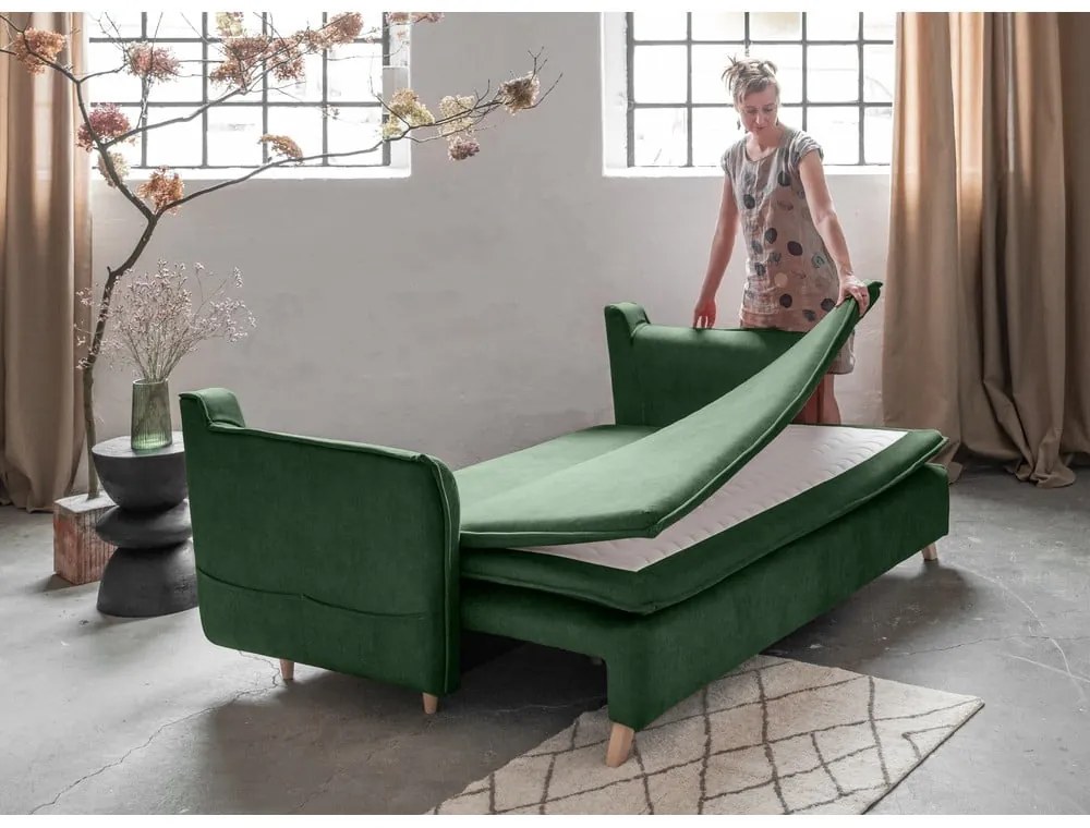 Zielona aksamitna rozkładana sofa 225 cm Charming Charlie – Miuform