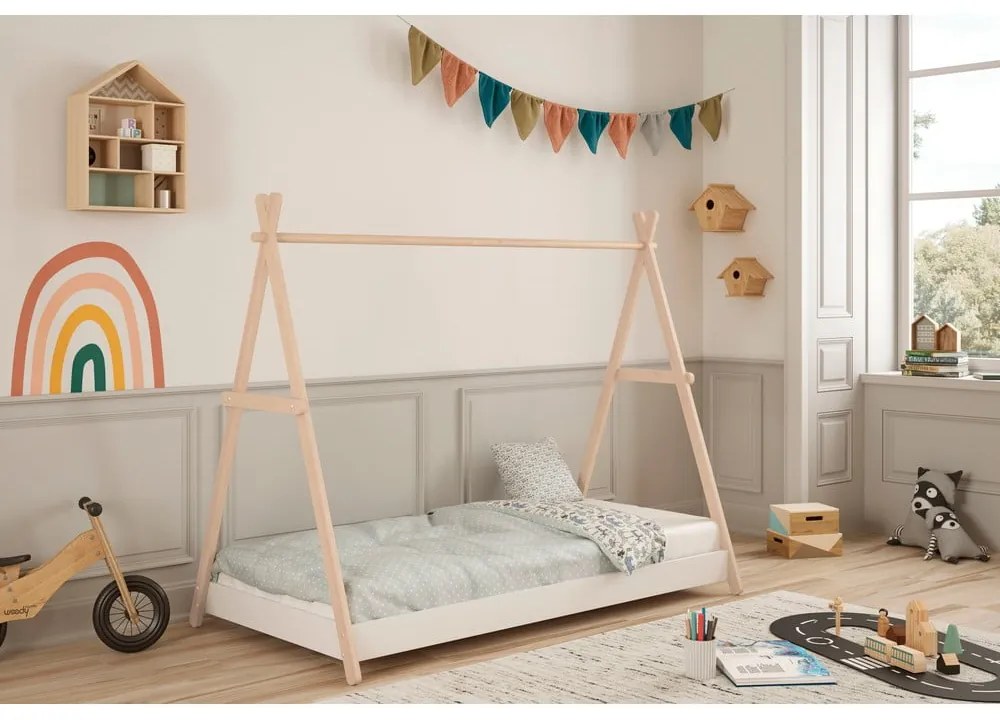 Białe łóżko dziecięce w kształcie domku z drewna sosnowego 90x200 cm Trufa – Marckeric