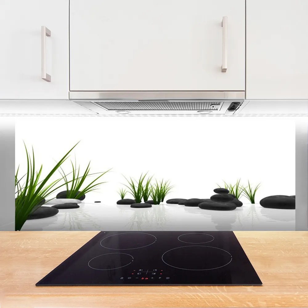 Panel Szklany do Kuchni Kamienie W Soczystej Trawie