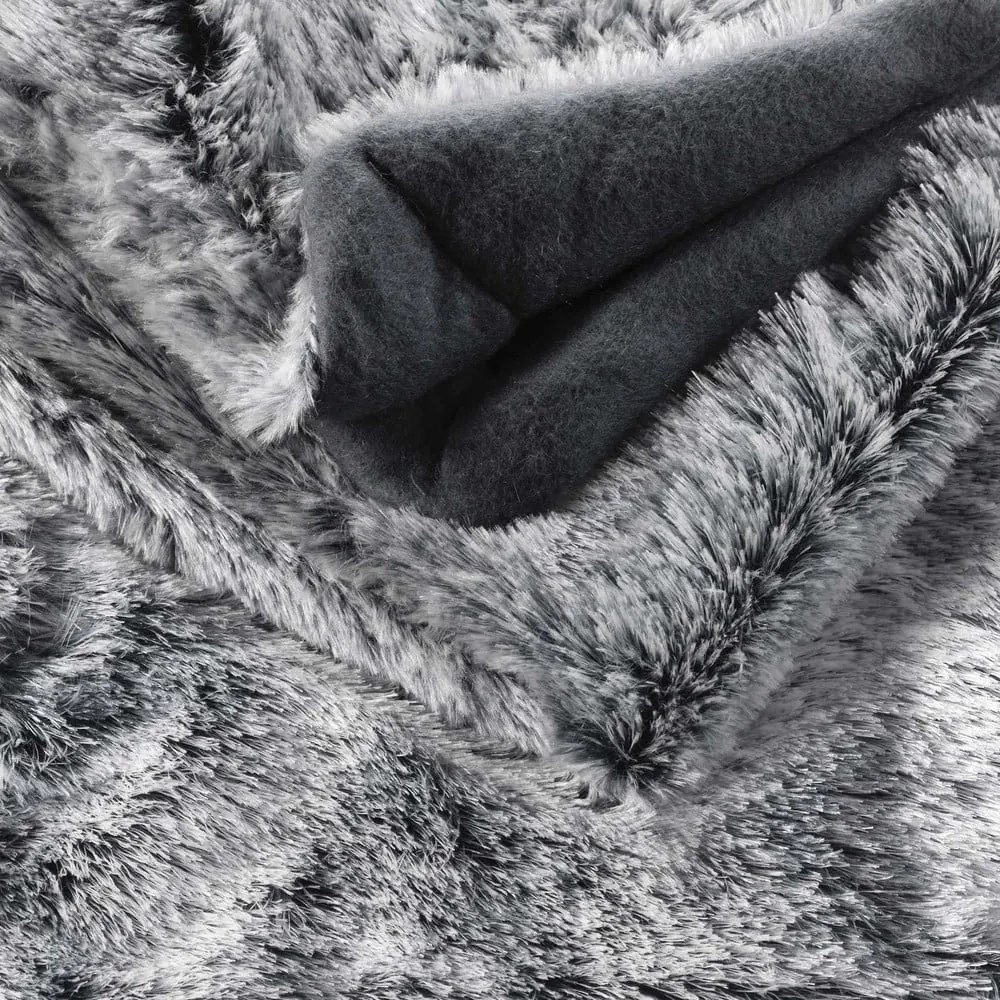 Szary koc ze sztucznego futra 180x220 cm Antartic – douceur d'intérieur