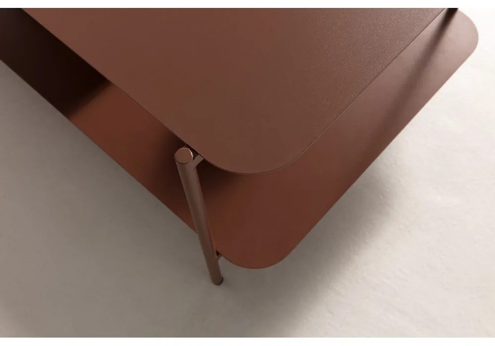 Metalowy stolik w kolorze terakoty 58x90 cm Beatrix – MOME