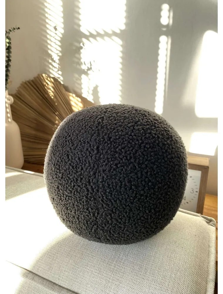Poduszka dekoracyjna z materiału bouclé ø 20 cm Top – Mioli Decor
