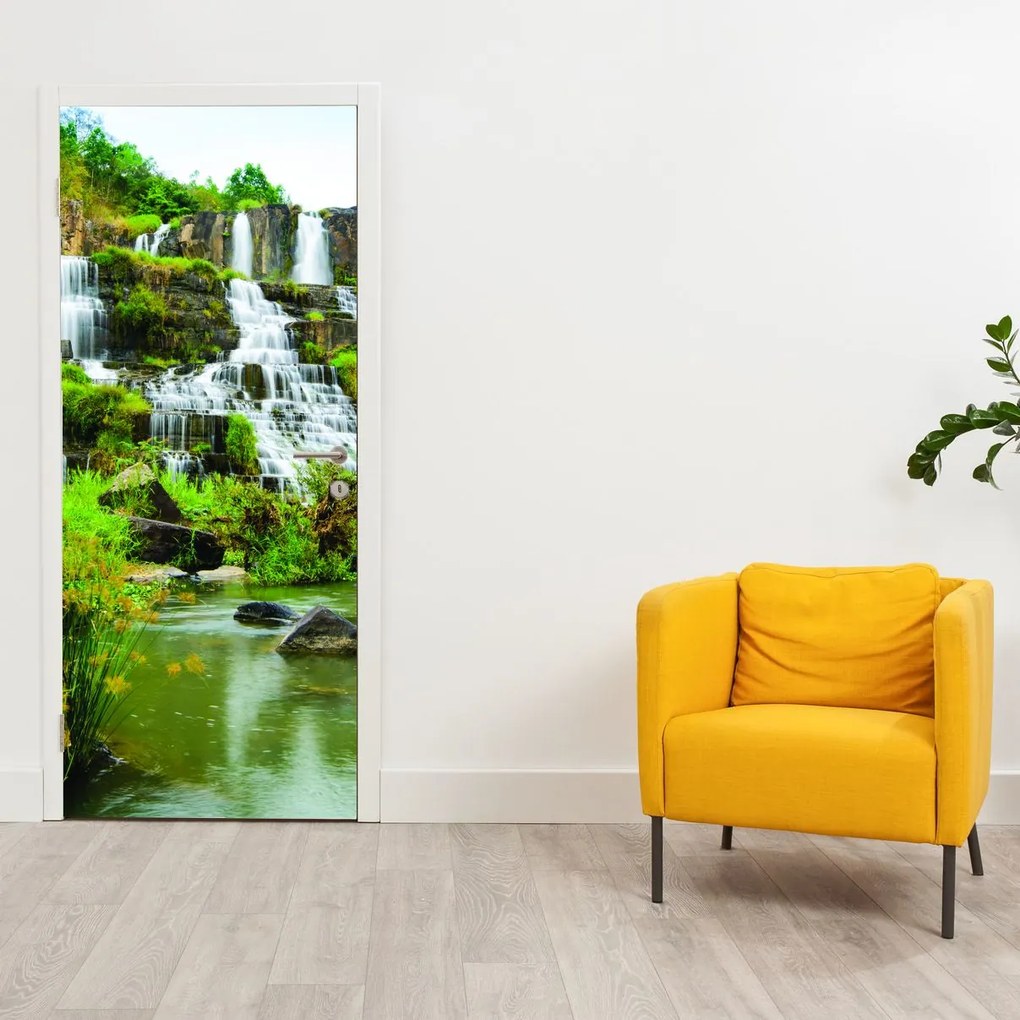 Fototapeta na drzwi - Wodospady z zielenią (95x205cm)