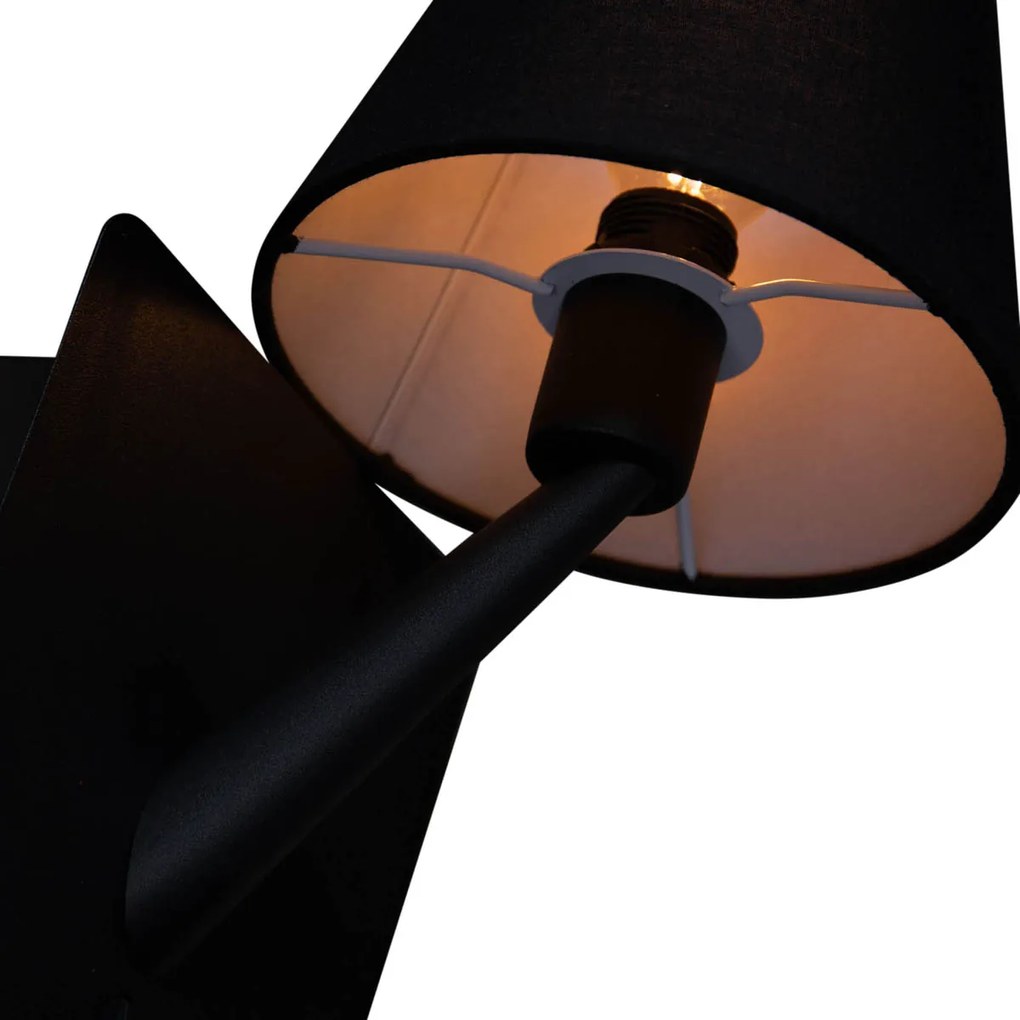 Nowoczesna lampa ścienna biała z USB-C i ładowarką indukcyjną - Comfort Nowoczesny Oswietlenie wewnetrzne