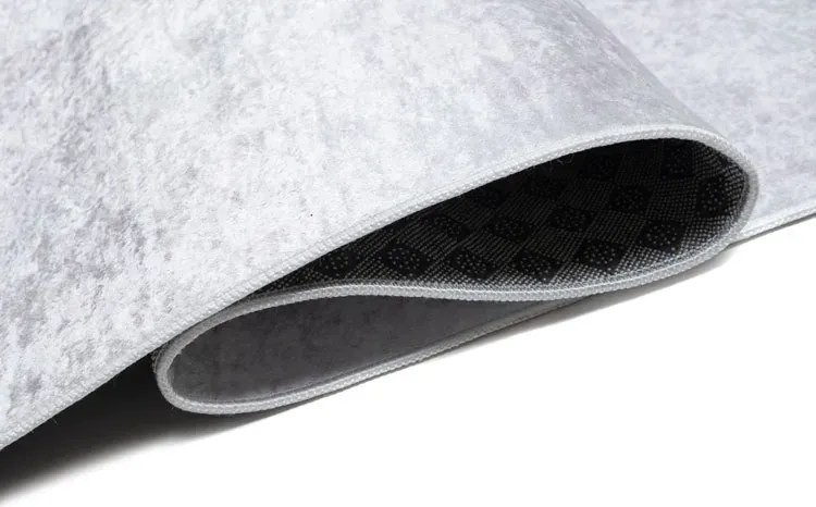 Szary dywan dziecięcy z dziewczynką z balonikiem R1-E15