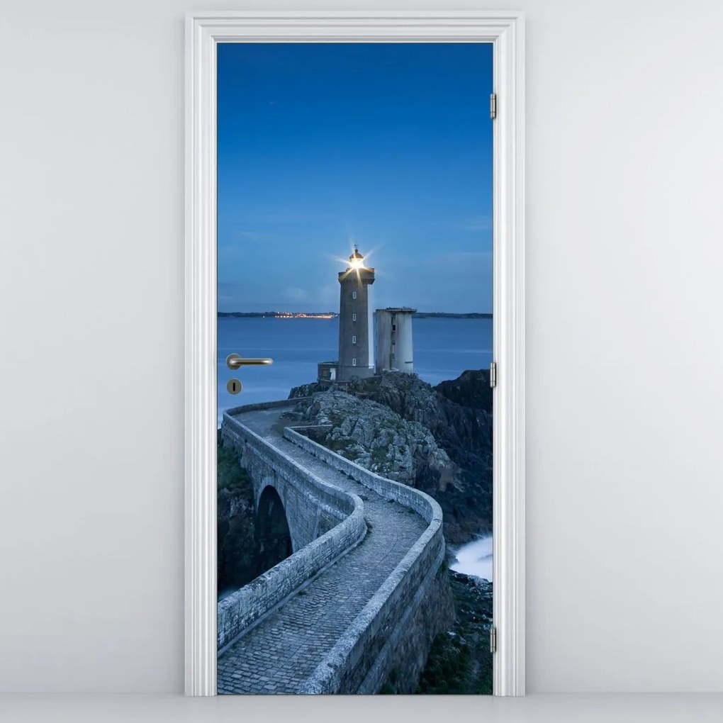 Fototapeta na drzwi - Latarnia morska i morze (95x205cm)