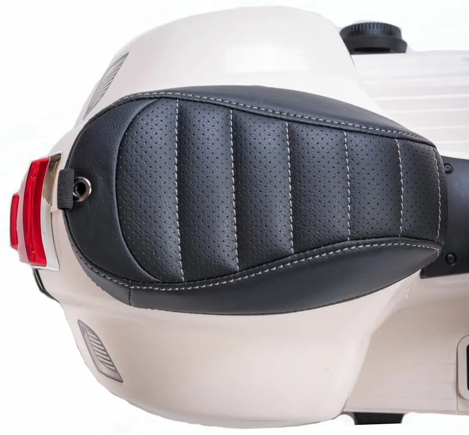 Baby Mix Elektryczny motocykl dla dzieci Vespa,biały