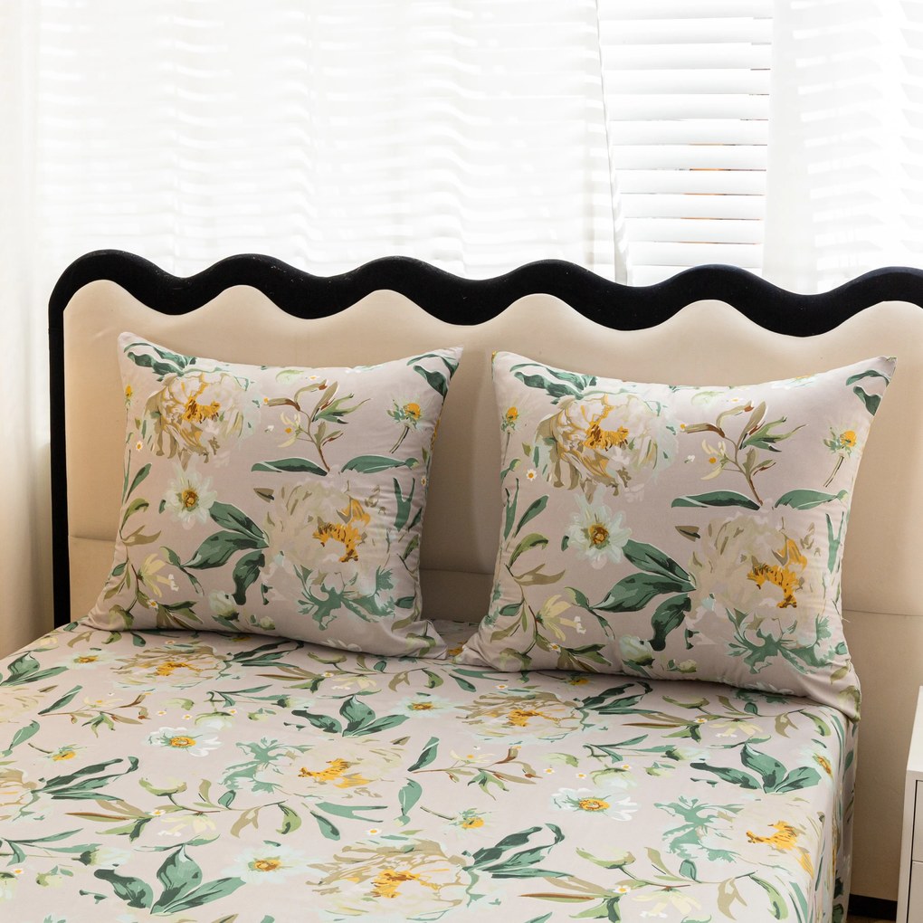 PrzytulneMieszkanie.pl PrzytulneMieszkanie.pl Pościel z mikrofibry ELYSIA, jasnoszara Rozmiar pościeli: 70 x 80 cm | 140 x 200 cm