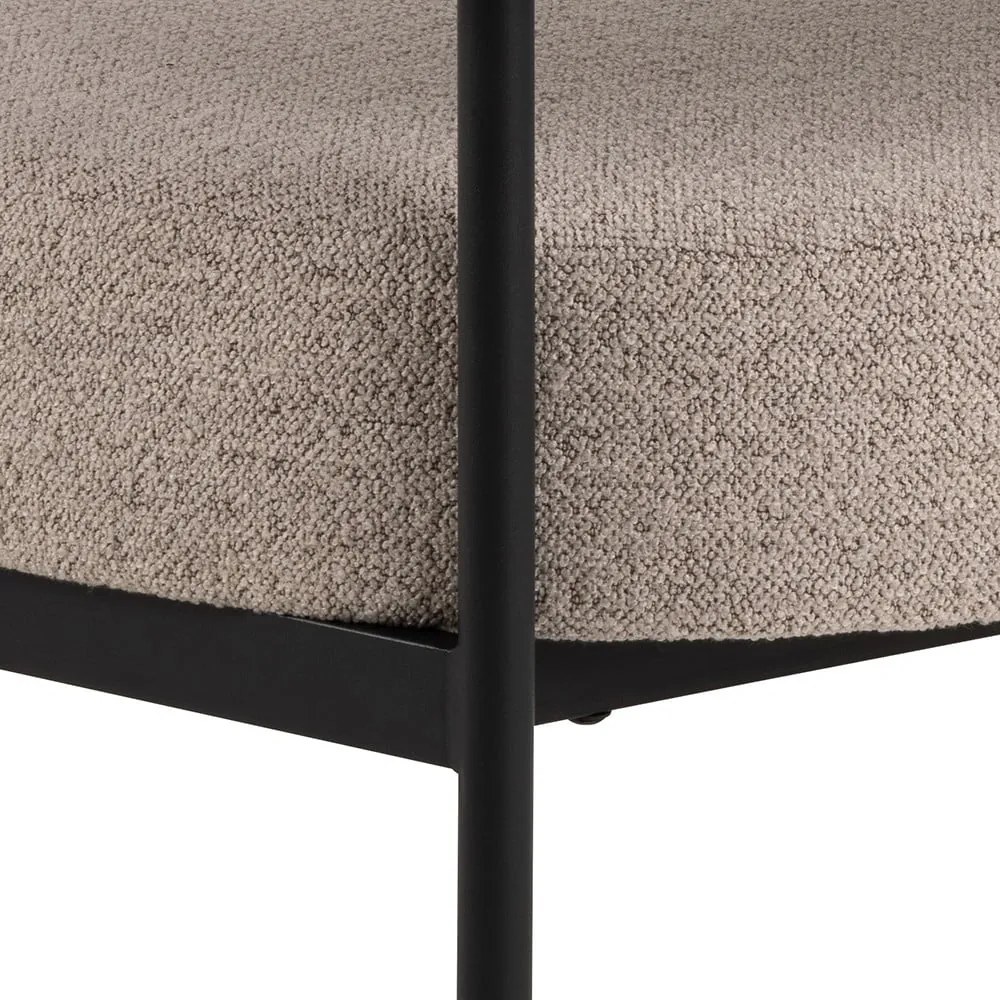 Beżowy fotel z materiału bouclé Oakfield – Actona