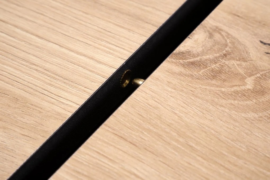 Rozkładany stół Wilson Halmar z lamelami na nodze