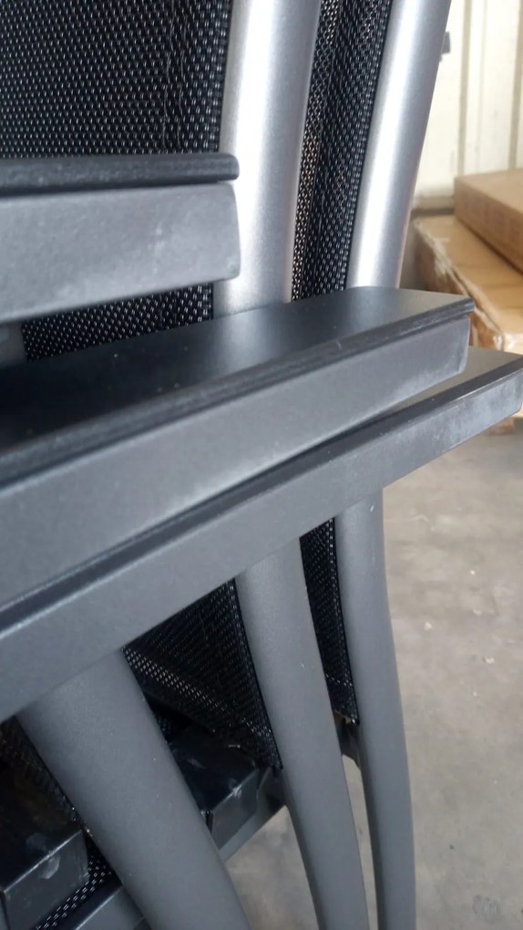 EXPERT - aluminiowe sztaplowane krzesło ogrodowe - Towar z drobną wadą (N526)