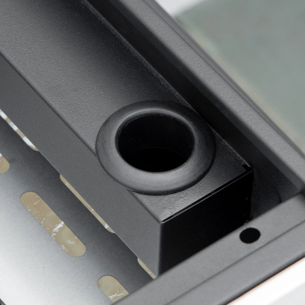 Outsunny Grill Gazowy z 3 Palnikami, Wężem, Antyadhezyjną Płytą Grillową, Stal Nierdzewna, Kolor: Srebrny, 63 x 48 x 21 cm