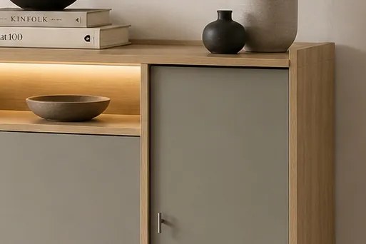 Komoda czterodrzwiowa z wnęką Sumira 170 cm - eukaliptus / dąb baltic dune / stelaż metalowy - Wyprzedaż ekspozycji