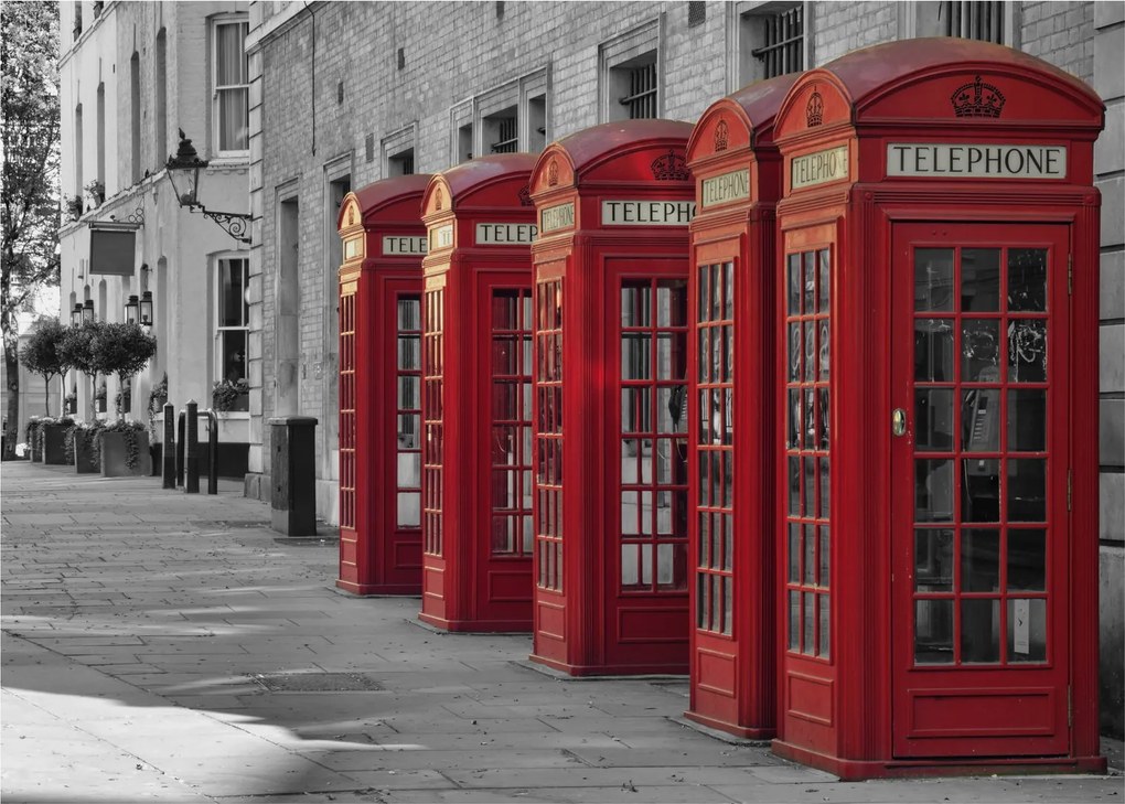 Obraz na szkle - Budki telefoniczne w Londynie (70x50 cm)
