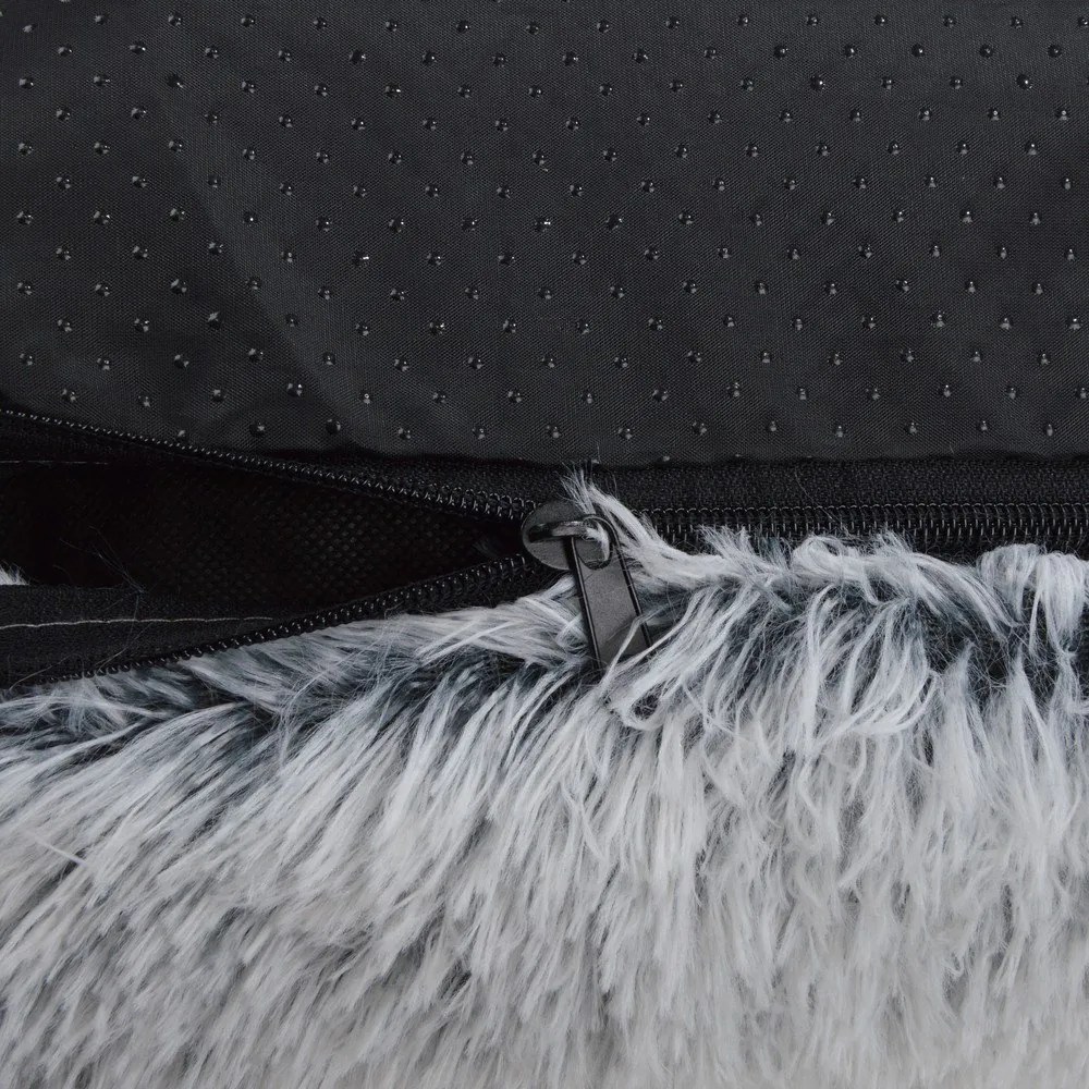 Białe legowisko dla psów 80x60 cm Fluffy Heather – Love Story