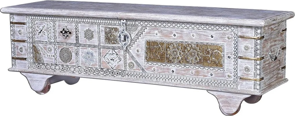 Zabytkowa skrzynia z białego drewna manguier