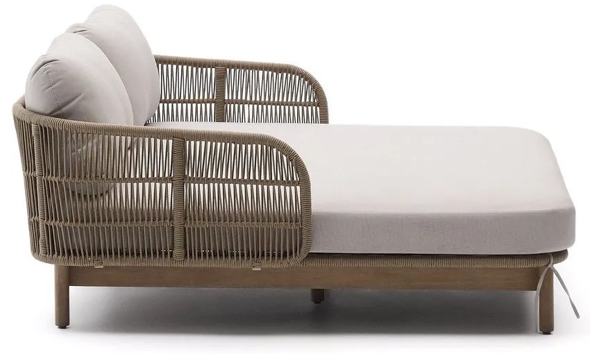 Kremowy/w naturalnym kolorze dwuosobowy drewniany leżak ogrodowy Catalina – Kave Home