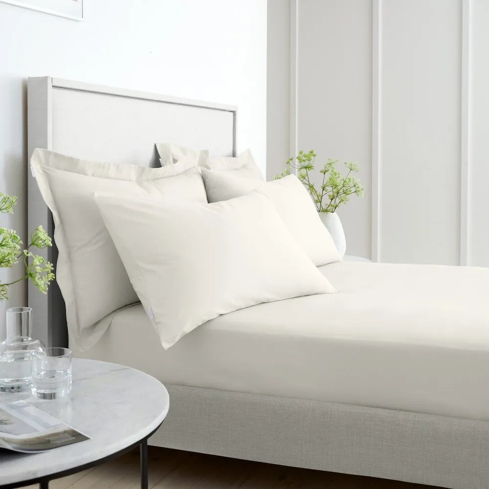 Kremowe prześcieradło z perkalu bawełnianego z gumką 150x200 cm Cotton Percale – Bianca