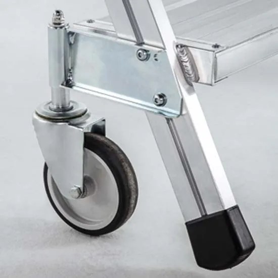 Mobilna aluminiowa drabina platformowa ze schodkami - 7 stopni, 1,68 m