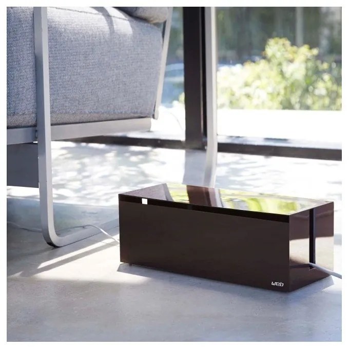 Czarno-brązowy pojemnik na ładowarki YAMAZAKI Web Cable Box