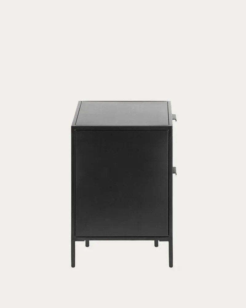 Czarna stalowa szafka nocna Shantay – Kave Home