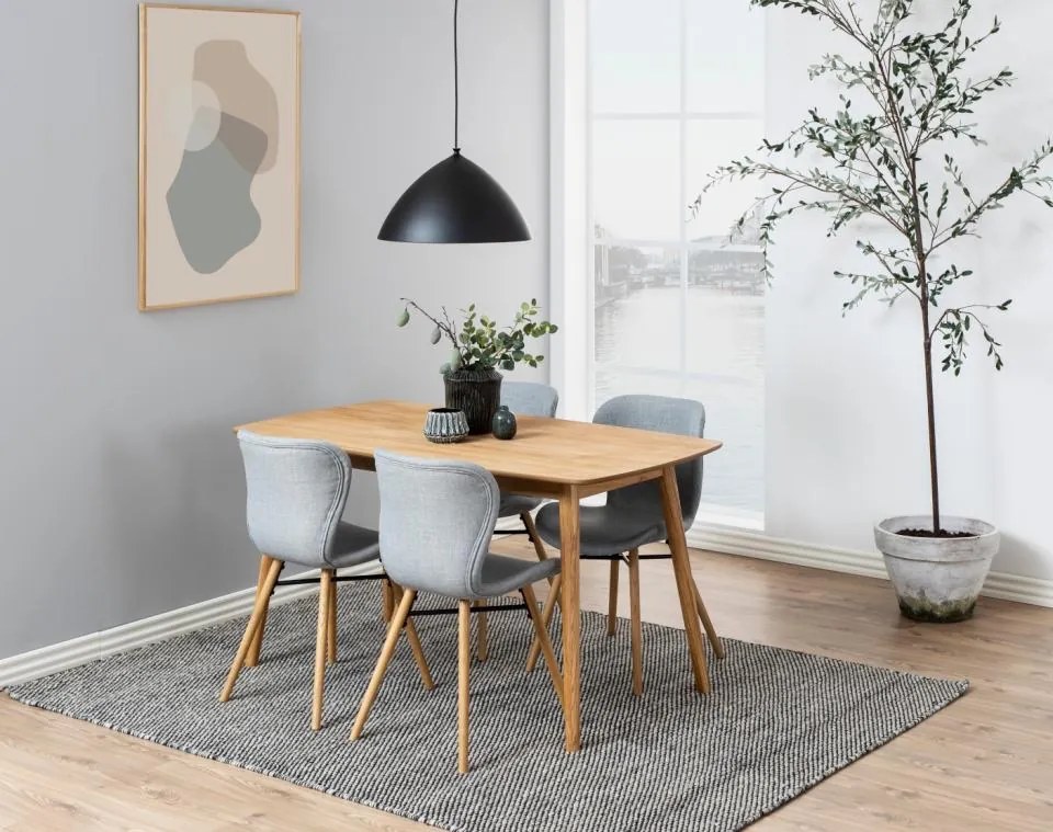 Tapicerowane krzesło do jadalni na dębowych nogach Batilda light grey