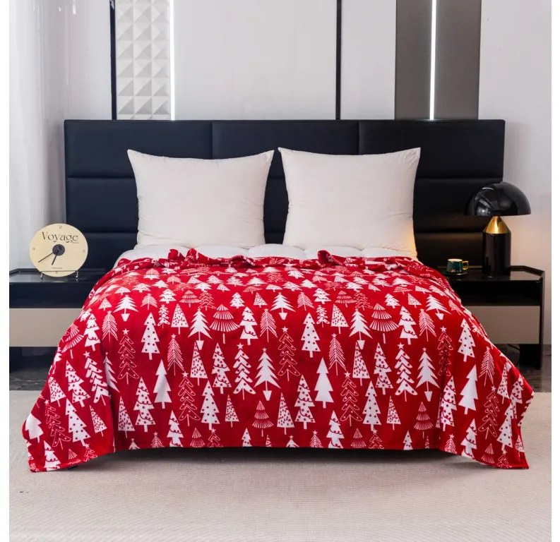 Czerwony świąteczny koc z mikropluszu CHRISTMAS TREES Rozmiar: 160 x 200 cm