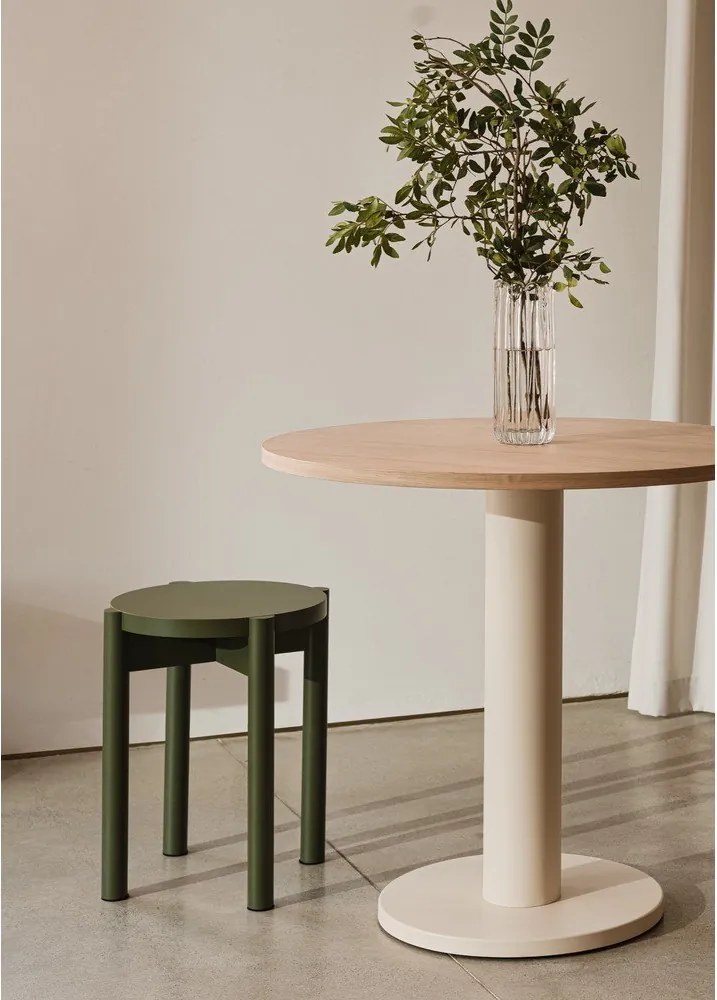 Zielony stołek z litego drewna bukowego Hopp – noo.ma