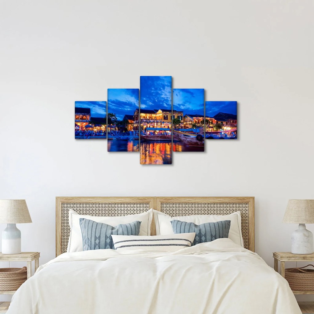 Obraz nocnego miasta Hoi An w Wietnamie (125x70 cm)