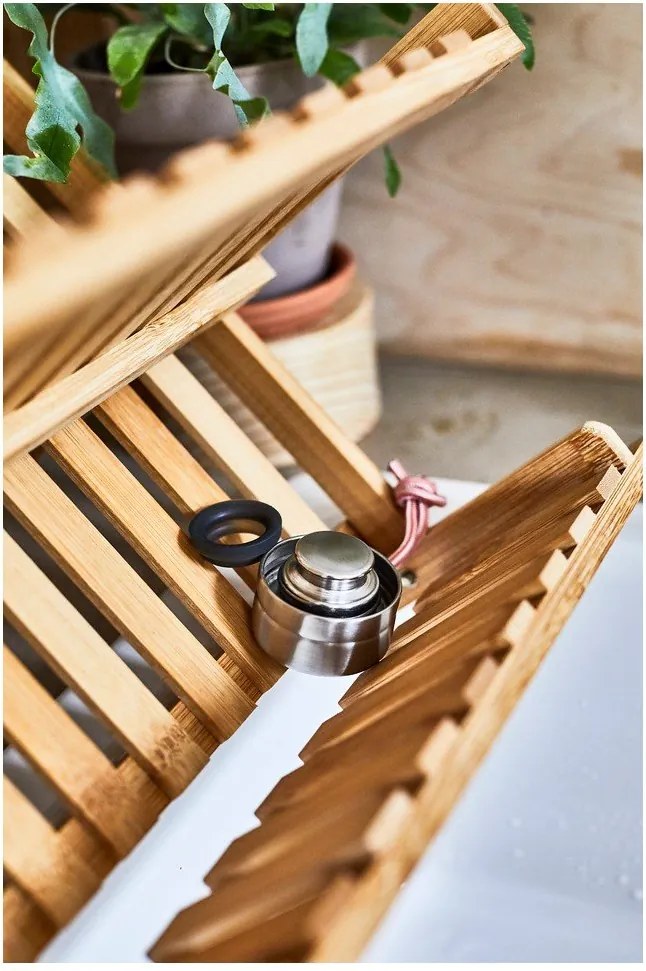 Butelka termiczna ze stali nierdzewnej w kolorze srebra 650 ml Explorer – Black + Blum