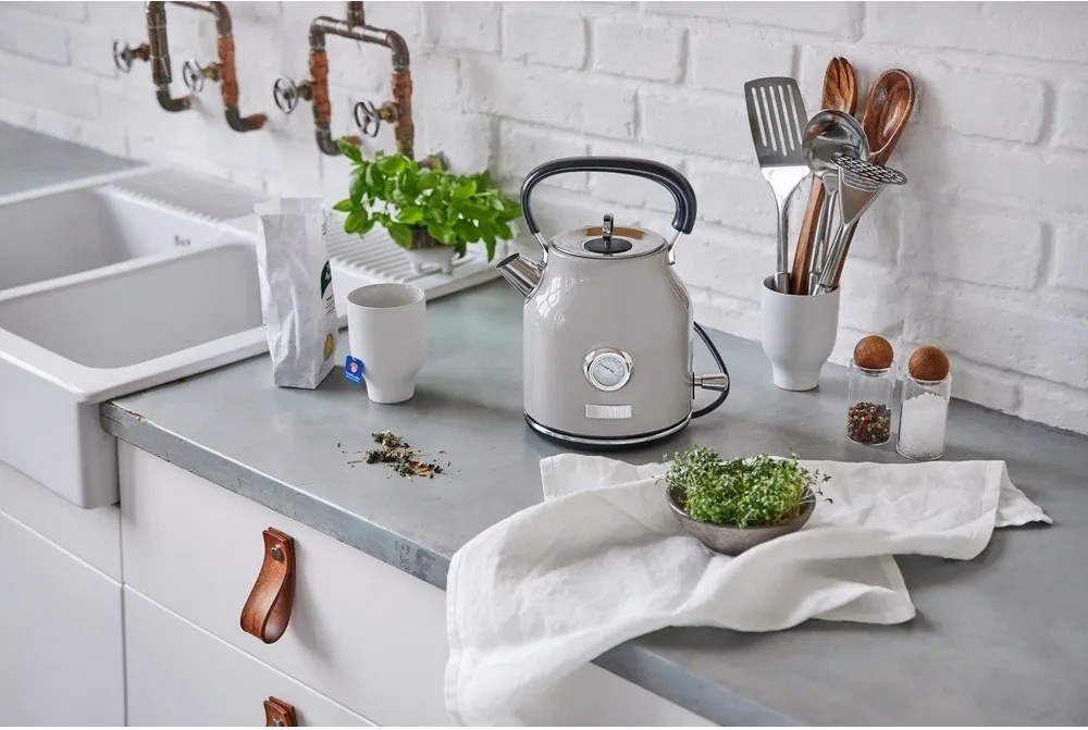 Beżowy czajnik Haden Dorset Putty