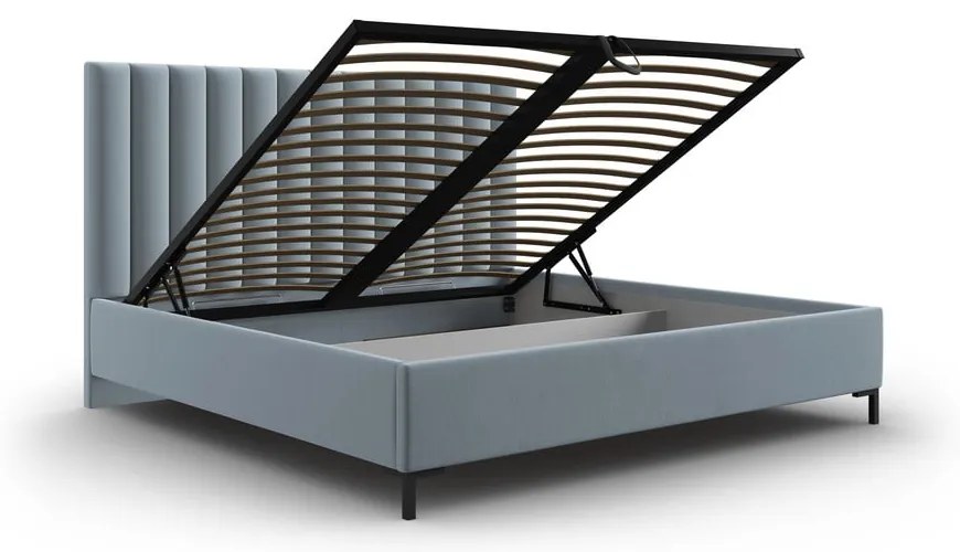 Jasnoniebieskie tapicerowane łóżko dwuosobowe ze schowkiem i stelażem 200x200 cm Casey – Mazzini Beds
