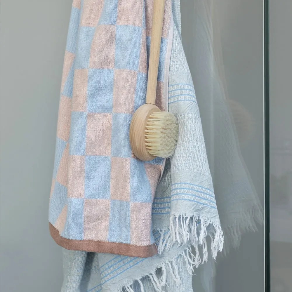 Niebiesko-różowy ręcznik kąpielowy z bawełny organicznej 70x133 cm Retro – Mette Ditmer Denmark