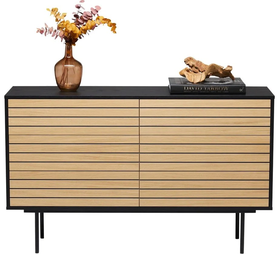 Czarna/naturalna niska komoda w dekorze dębu 140x84 cm Stripe – Woodman