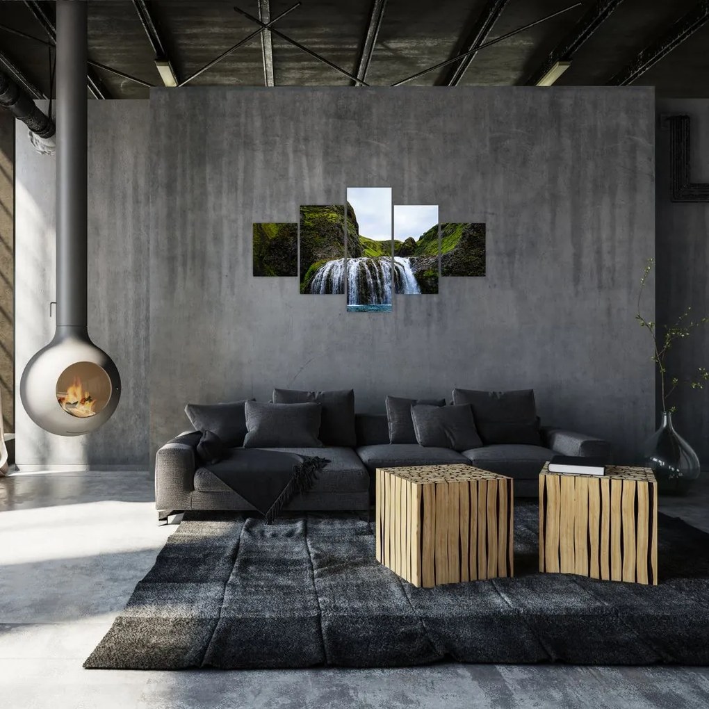 Obraz klifu z wodospadem (125x70 cm)
