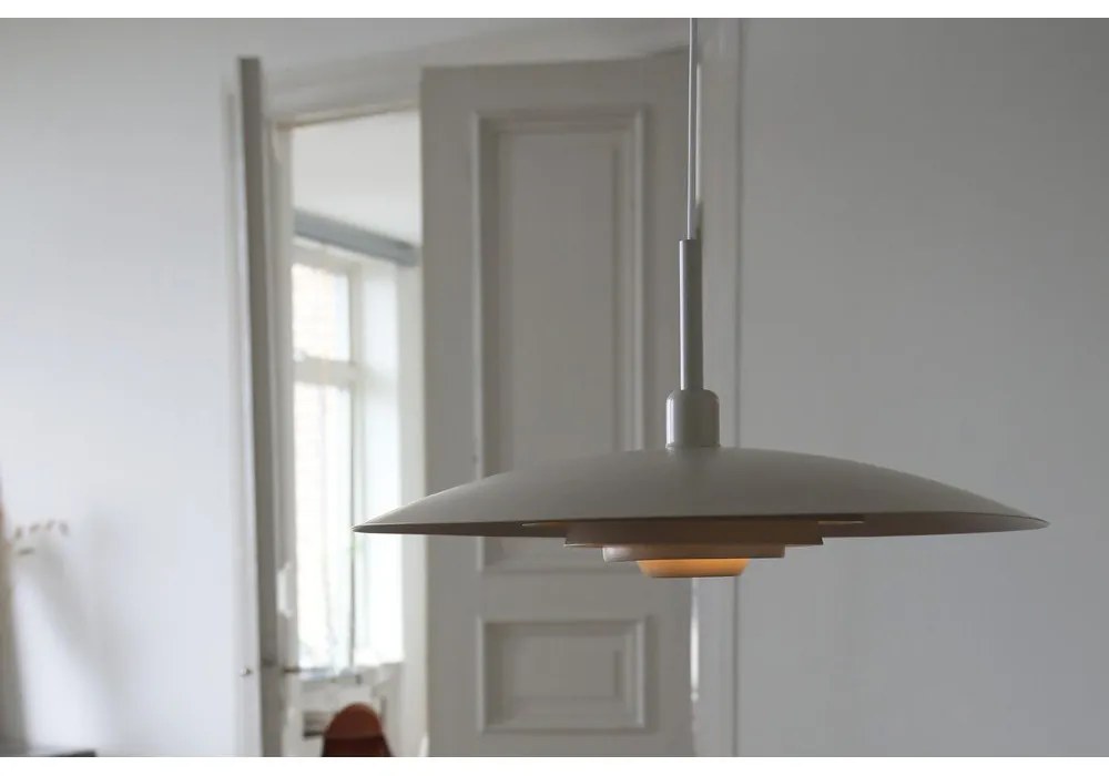 Beżowa lampa wisząca z metalowym kloszem ø 57 cm Piny – Markslöjd